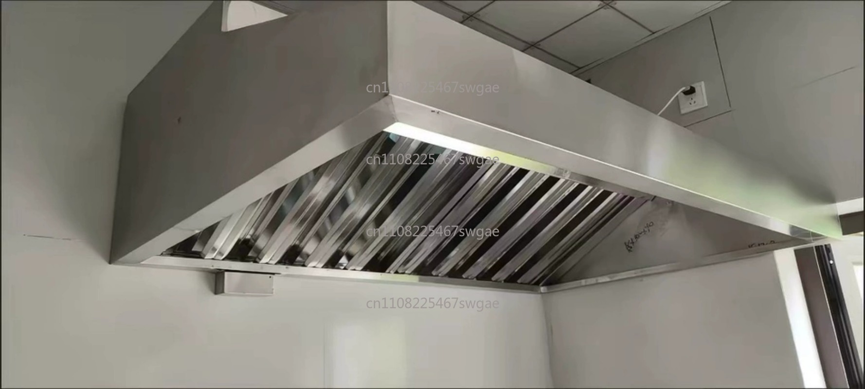 Commercial Kitchen Range Hood - Hotte de cuisine en acier inoxydable